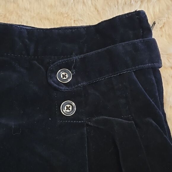 JANIE AND JACK BLACK VELVET PLEATED SKIRT, SIZE 12-18 MONTHS - Picture 3 of 6